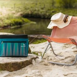 Easy Camp Backgammon Sac réfrigérant M, Bleu pétrole 9 Easy Camp Backgammon Sac réfrigérant M, Bleu pétrole -Cuisine de Camping Soldes easy camp backgammon cool bag m petrol 4